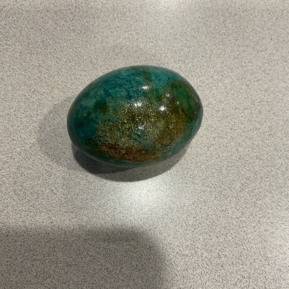 Green onyx marble Easter egg - Picture 2 of 4